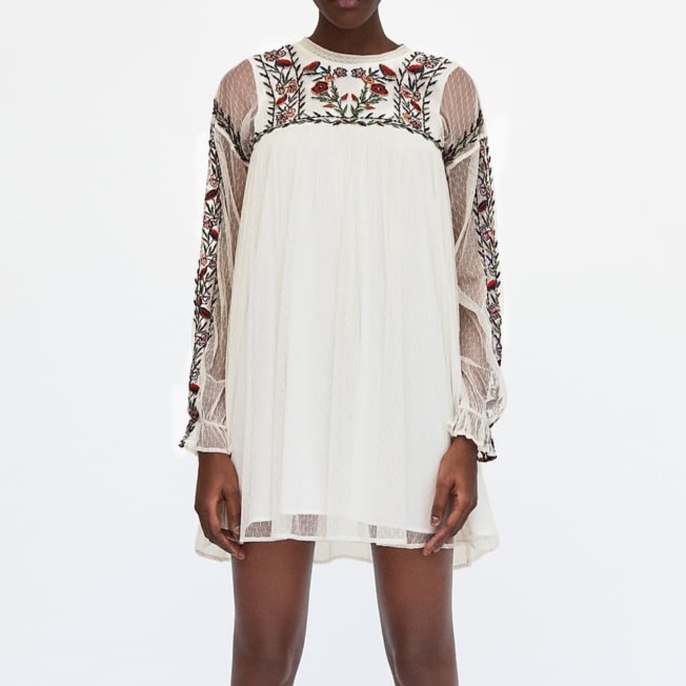 ZARA EMBROIDERED PLUMETIS DRESS WITH POM POMS BRAND NEW WITH TAGS SIZE SMALL